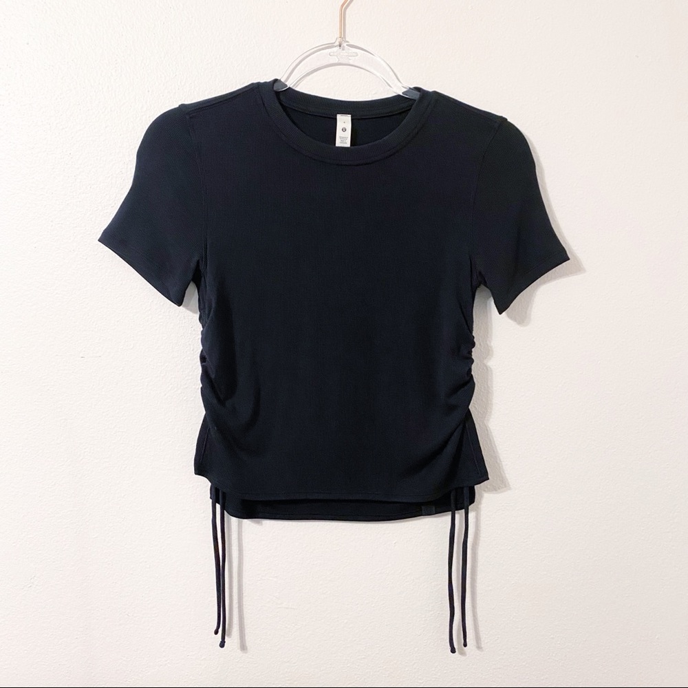Lululemon Side Cinch Ribbed T-Shirt Black size 4